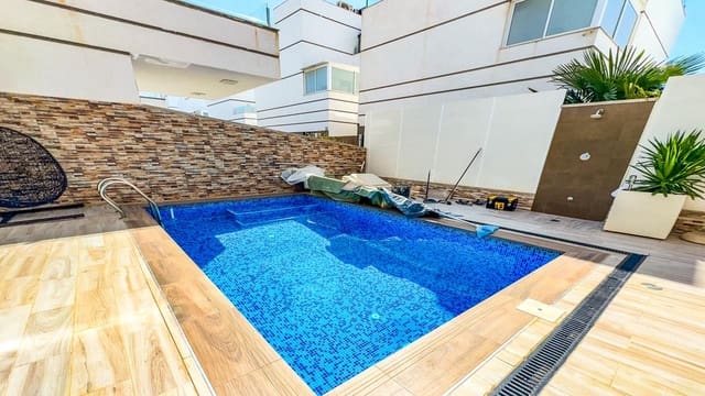 3 sypialnia Willa na sprzedaż w Ciudad Quesada, Rojales z basenem garażem - 334 999 € (Ref: 8480033)