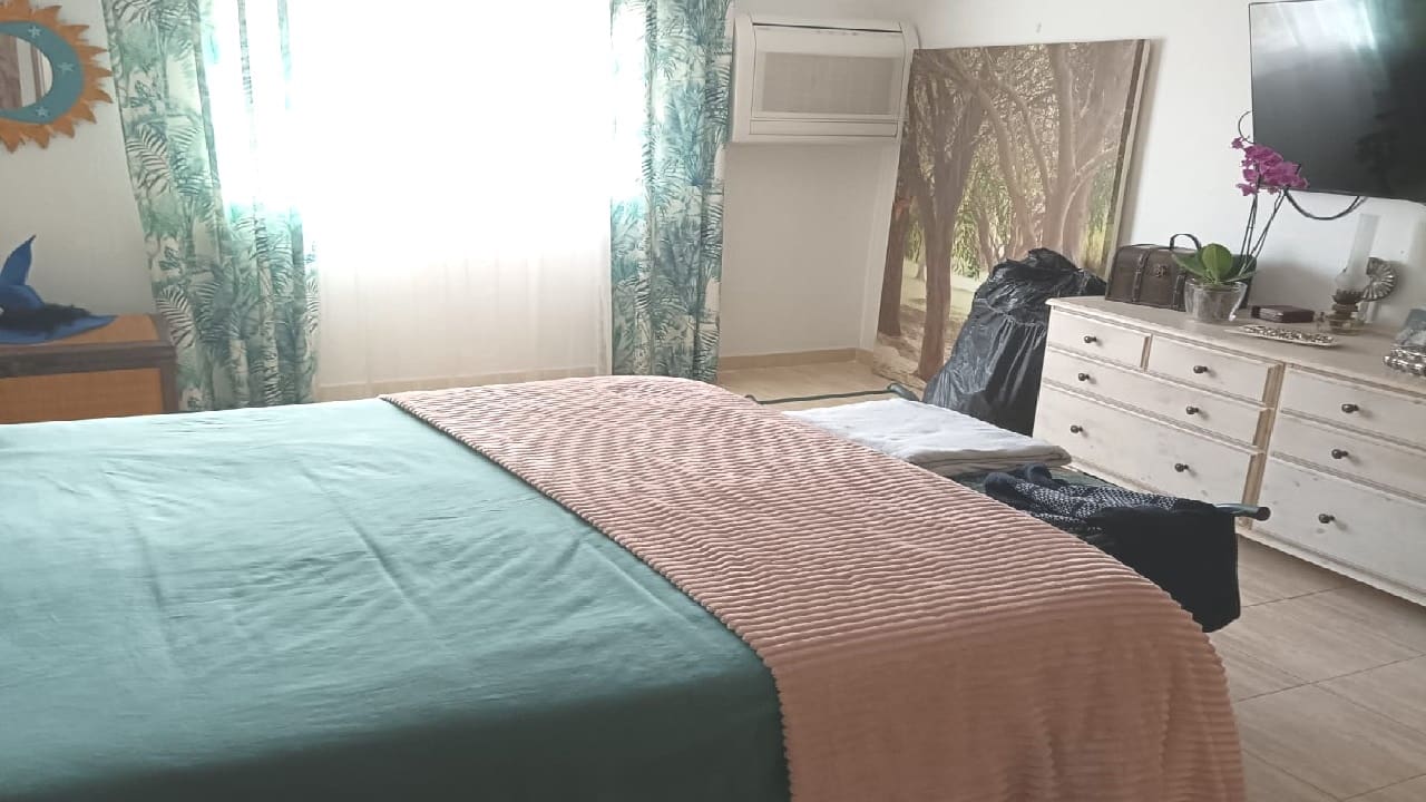 4 sypialnia Dom szeregowy na sprzedaż w Torrevieja z garażem - 243 000 € (Ref: 8499524)