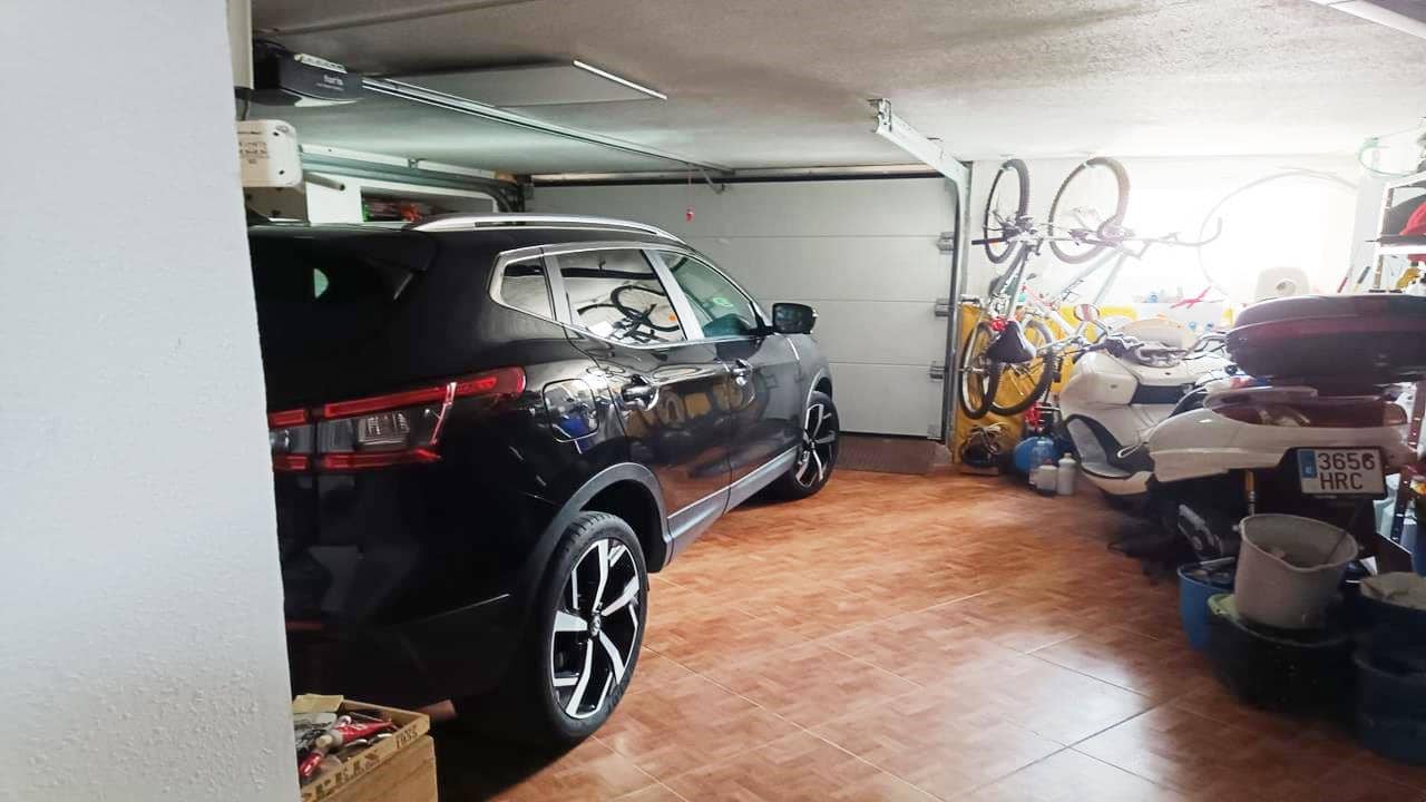 4 sypialnia Dom szeregowy na sprzedaż w Torrevieja z garażem - 243 000 € (Ref: 8499524)