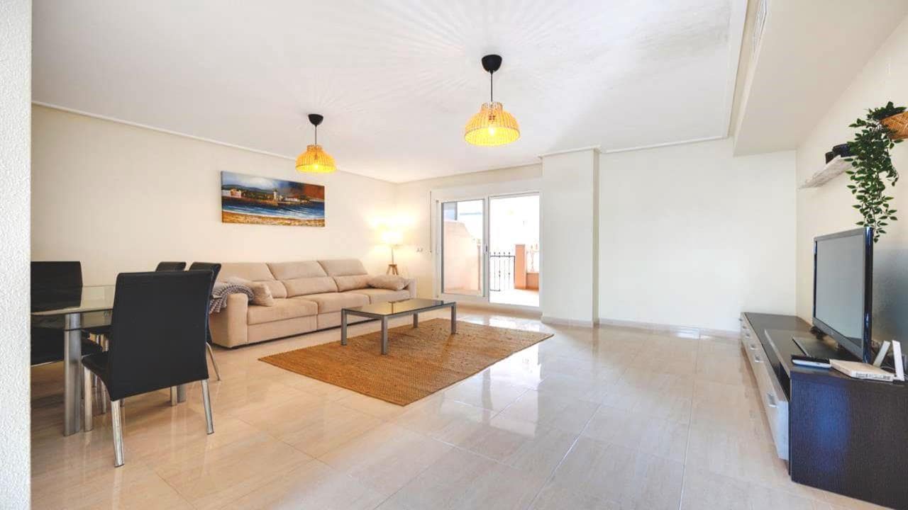 3 soveværelse Lejlighed til salg i Villamartin med swimmingpool garage - € 239.969 (Ref: 8690815)