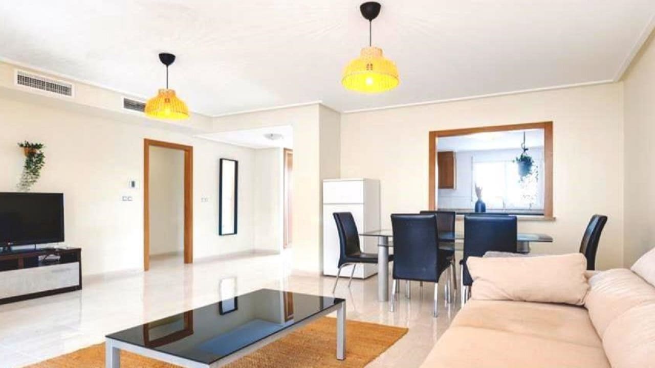 3 soveværelse Lejlighed til salg i Villamartin med swimmingpool garage - € 239.969 (Ref: 8690815)