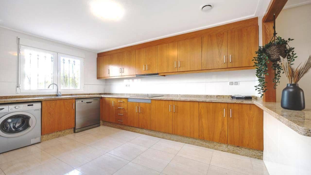 3 soveværelse Lejlighed til salg i Villamartin med swimmingpool garage - € 239.969 (Ref: 8690815)