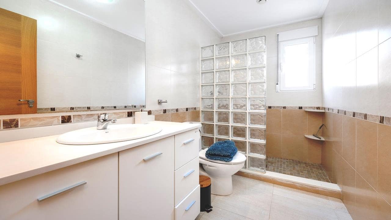 3 soveværelse Lejlighed til salg i Villamartin med swimmingpool garage - € 239.969 (Ref: 8690815)