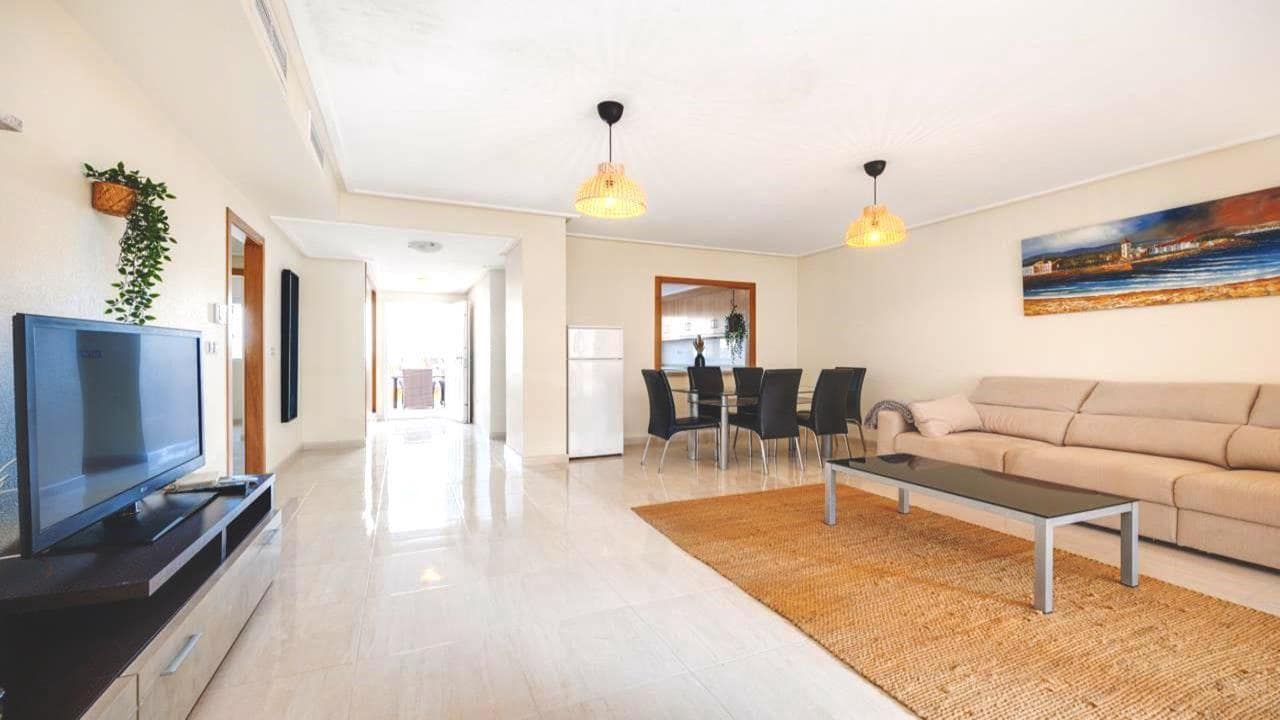 3 soveværelse Lejlighed til salg i Villamartin med swimmingpool garage - € 239.969 (Ref: 8690815)