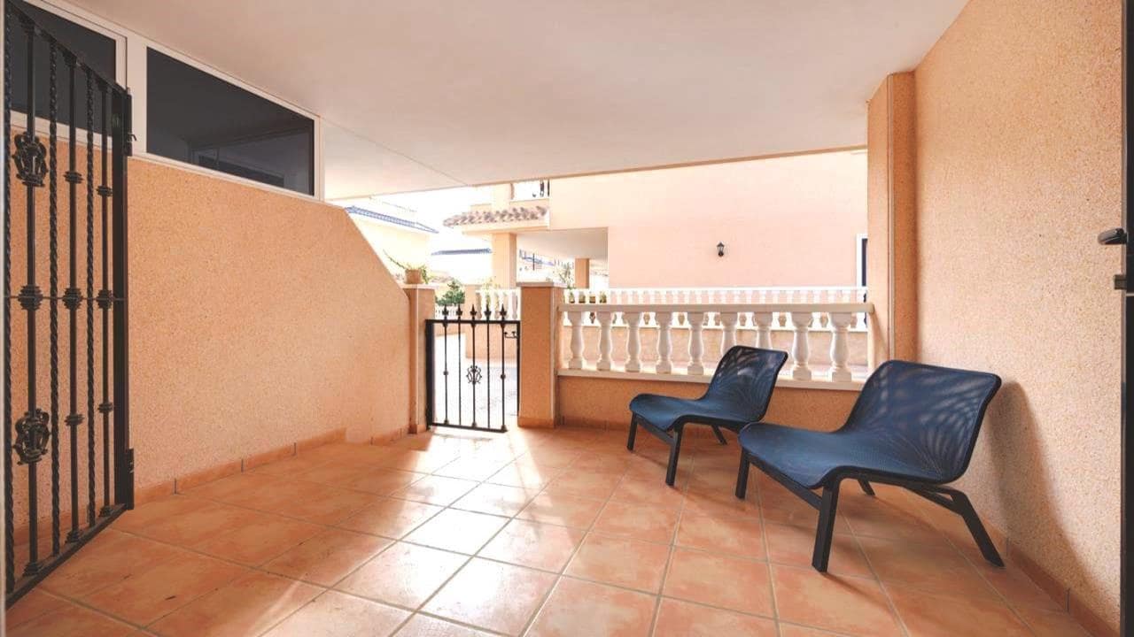 3 soveværelse Lejlighed til salg i Villamartin med swimmingpool garage - € 239.969 (Ref: 8690815)
