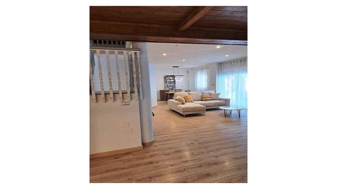 5 soverom Villa til salgs i Orihuela med svømmebasseng garasje - € 390 000 (Ref: 8716875)