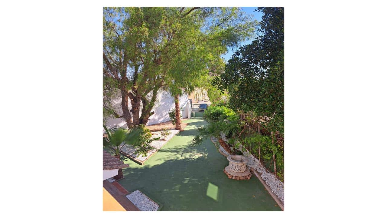 5 soverom Villa til salgs i Orihuela med svømmebasseng garasje - € 390 000 (Ref: 8716875)