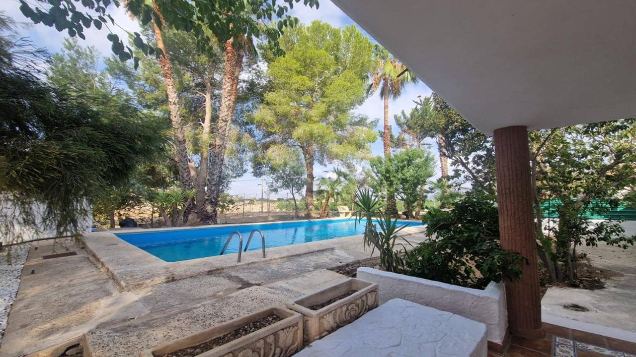 5 soverom Villa til salgs i Orihuela med svømmebasseng garasje - € 390 000 (Ref: 8716875)