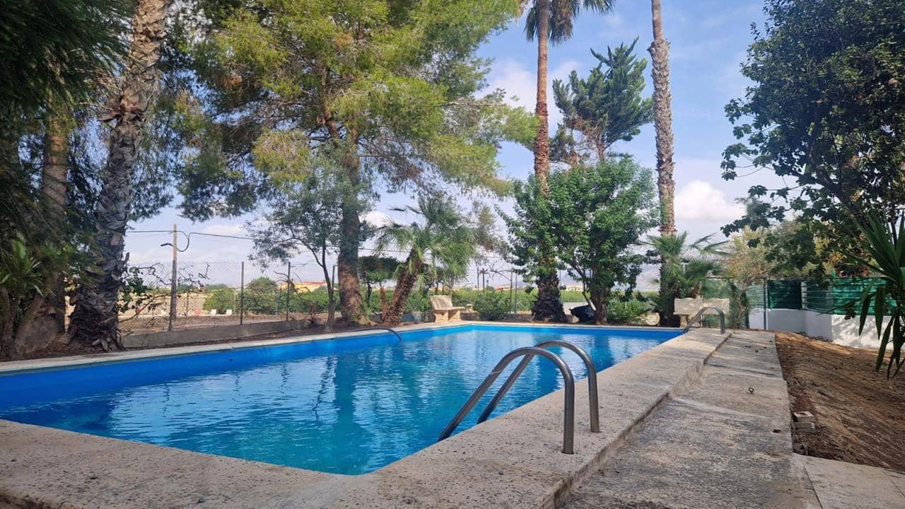5 soverom Villa til salgs i Orihuela med svømmebasseng garasje - € 390 000 (Ref: 8716875)
