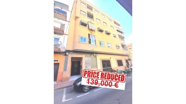 2 quarto Apartamento para venda em Torrevieja com garagem - 130 000 € (Ref: 8728803)