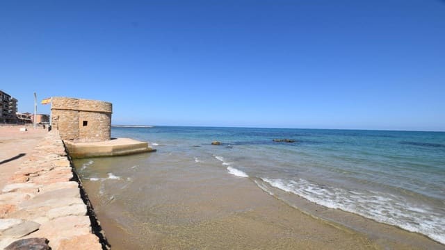 2 quarto Penthouse para venda em La Mata, Torrevieja com garagem - 249 900 € (Ref: 8803988)