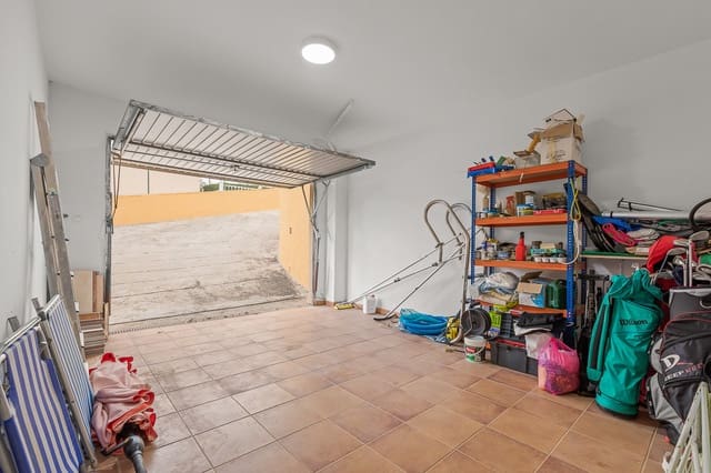 Chalet de 4 habitaciones en Algorfa en venta con piscina garaje - 580.000 € (Ref: 8821138)