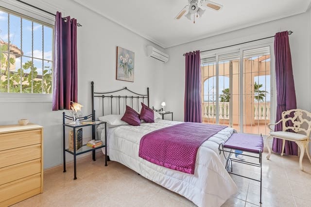 Chalet de 4 habitaciones en Algorfa en venta con piscina garaje - 580.000 € (Ref: 8821138)