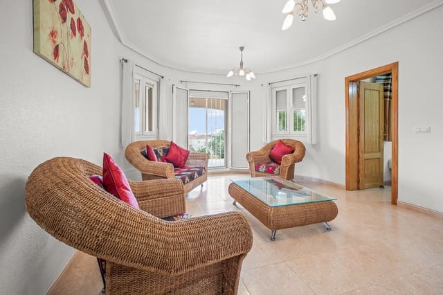 Chalet de 4 habitaciones en Algorfa en venta con piscina garaje - 580.000 € (Ref: 8821138)