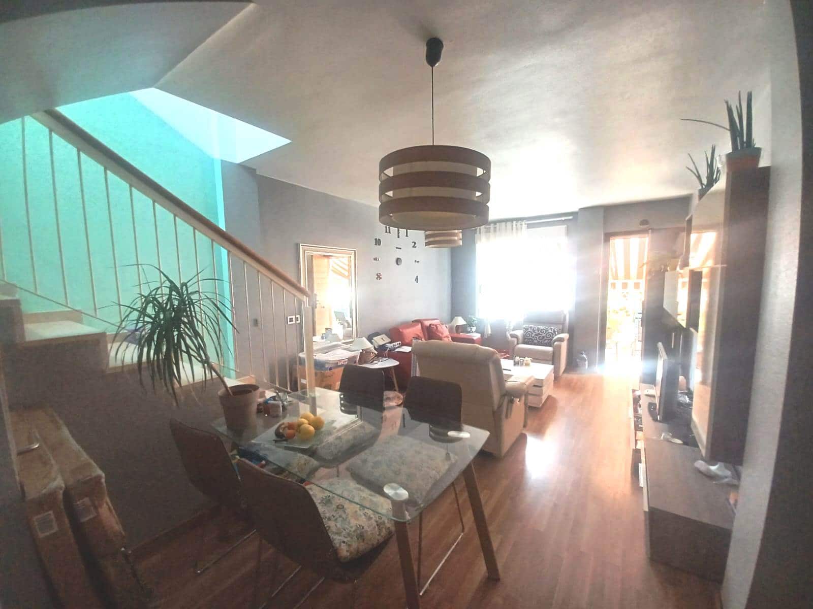 3 camera da letto Villa in vendita in Villamartin con piscina garage - 160.000 € (Rif: 8835981)