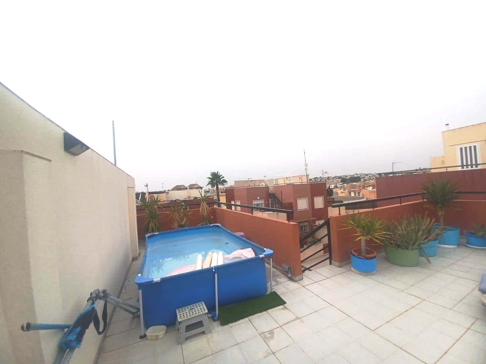 3 camera da letto Villa in vendita in Villamartin con piscina garage - 160.000 € (Rif: 8835981)