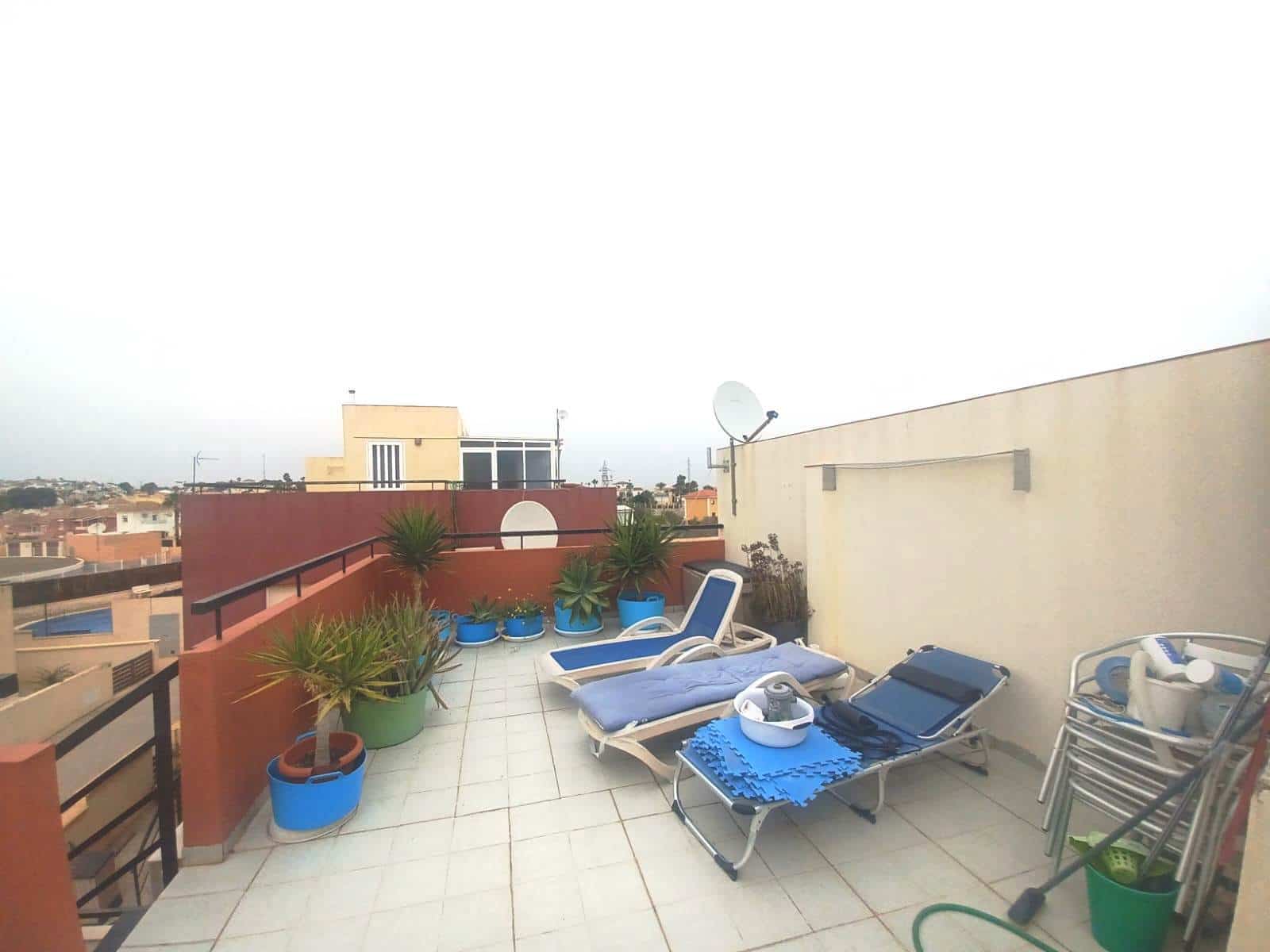 3 camera da letto Villa in vendita in Villamartin con piscina garage - 160.000 € (Rif: 8835981)