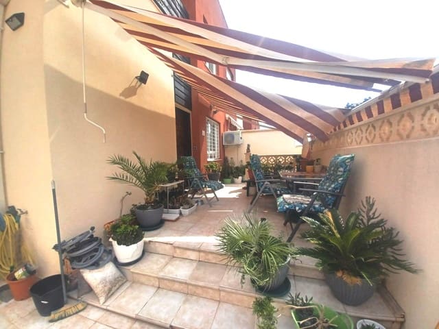 3 soveværelse Villa til salg i Villamartin, Orihuela med swimmingpool garage - € 160.000 (Ref: 8835981)