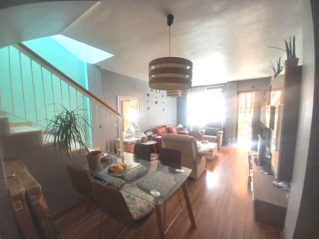 3 soveværelse Villa til salg i Villamartin, Orihuela med swimmingpool garage - € 160.000 (Ref: 8835981)