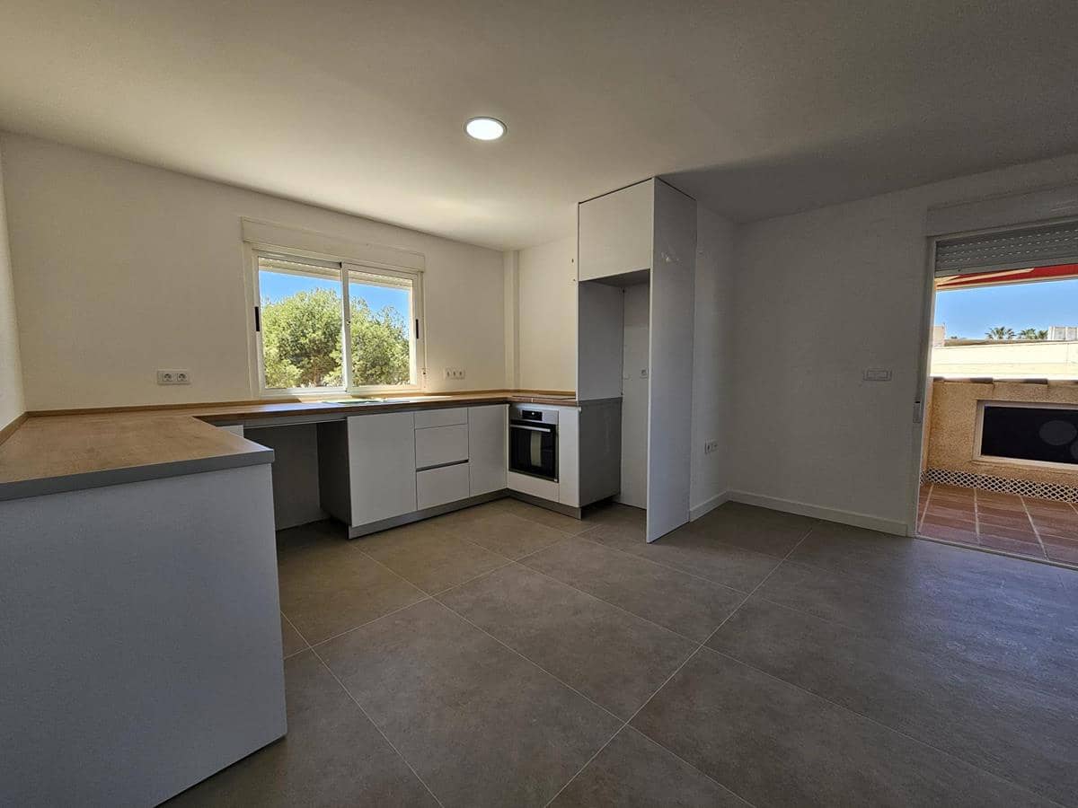 2 soveværelse Lejlighed til salg i La Zenia med swimmingpool - € 189.500 (Ref: 8840436)