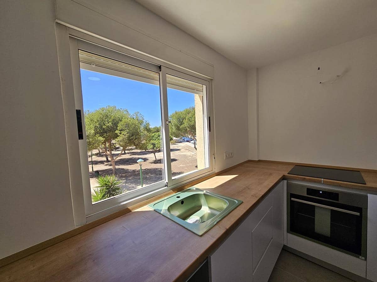 2 soveværelse Lejlighed til salg i La Zenia med swimmingpool - € 189.500 (Ref: 8840436)