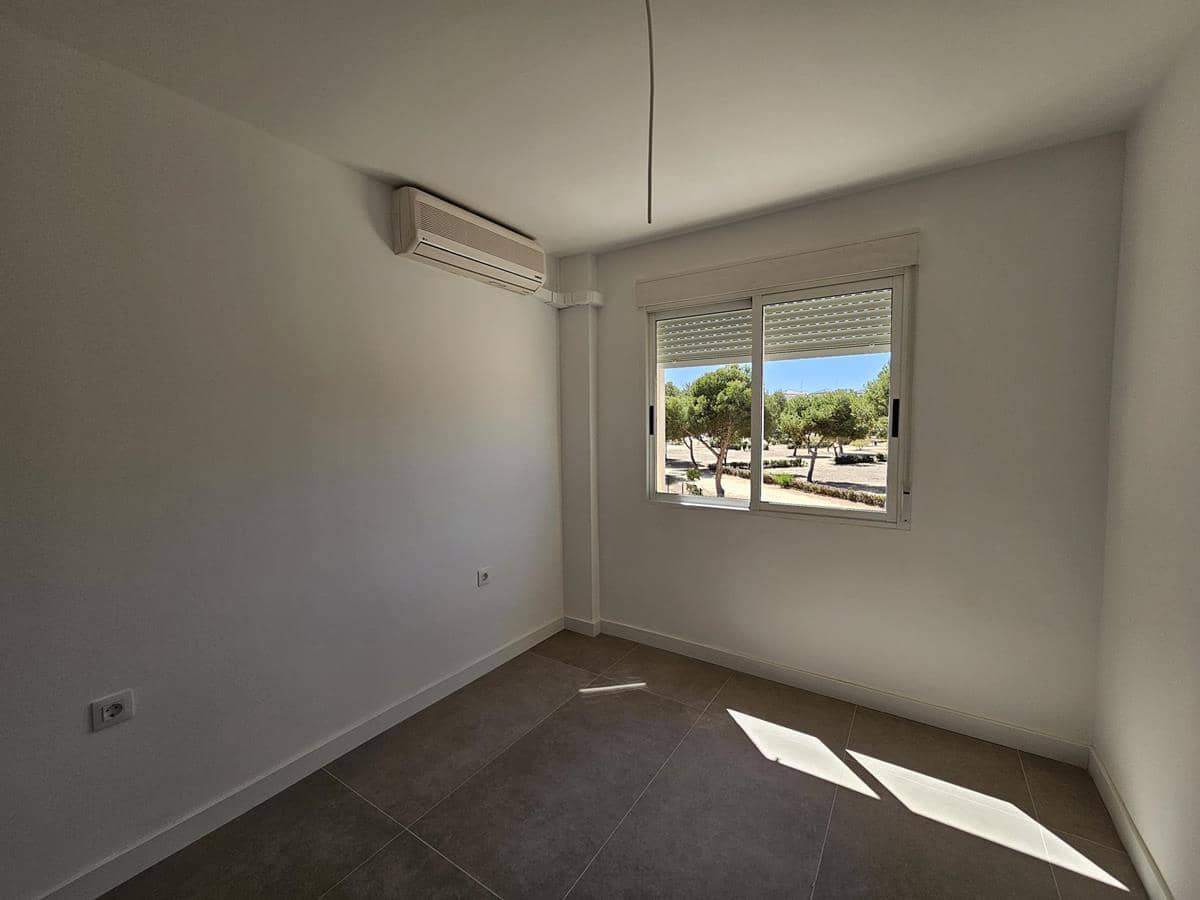 2 soveværelse Lejlighed til salg i La Zenia med swimmingpool - € 189.500 (Ref: 8840436)