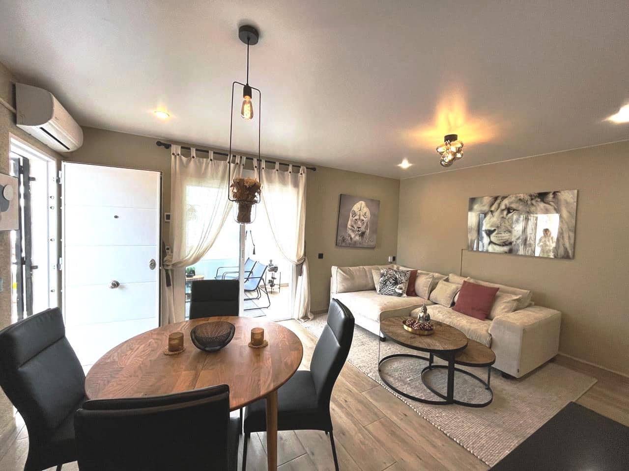 2 bedroom Apartment for sale in Torrevieja with pool - € 179,000 (Ref: 8840437)