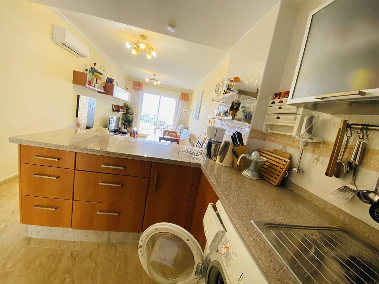 2 soverom Leilighet til salgs i Dehesa de Campoamor med svømmebasseng garasje - € 195 000 (Ref: 8847035)