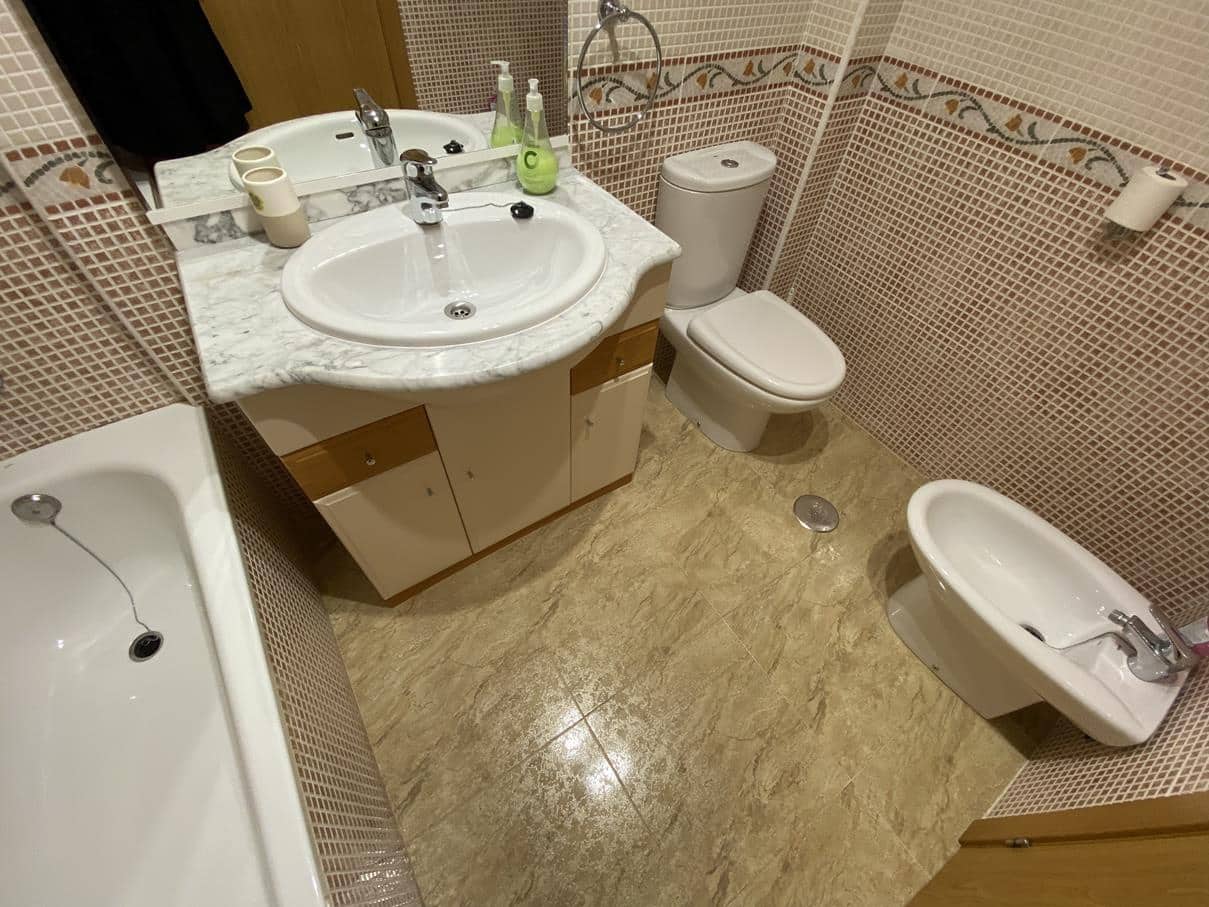 2 soverom Leilighet til salgs i Dehesa de Campoamor med svømmebasseng garasje - € 195 000 (Ref: 8847035)