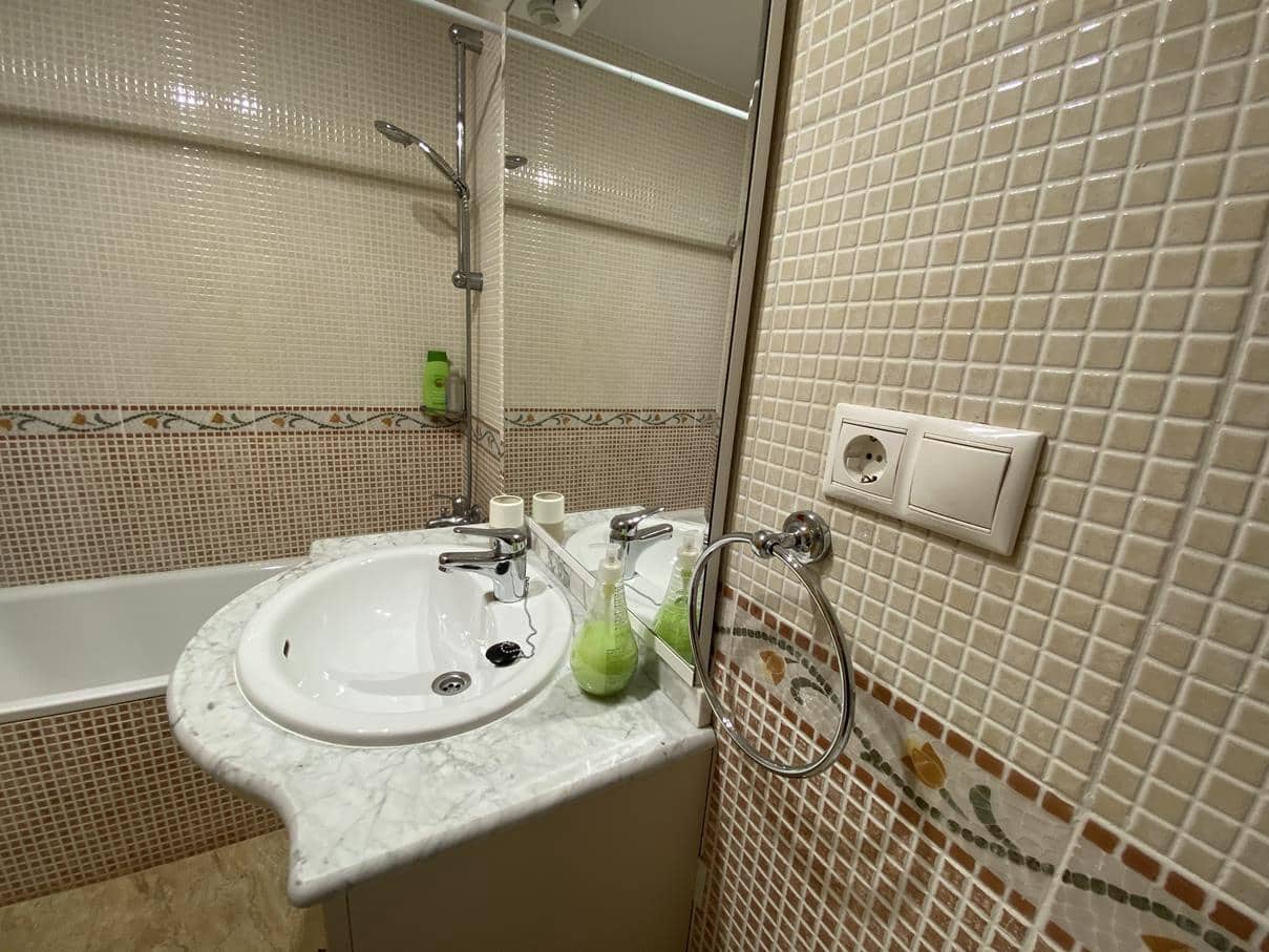 2 soverom Leilighet til salgs i Dehesa de Campoamor med svømmebasseng garasje - € 195 000 (Ref: 8847035)