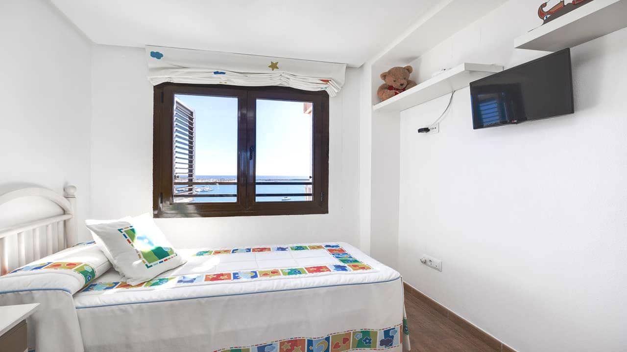 3 soveværelse Lejlighed til salg i Torrevieja med swimmingpool garage - € 379.990 (Ref: 8898034)