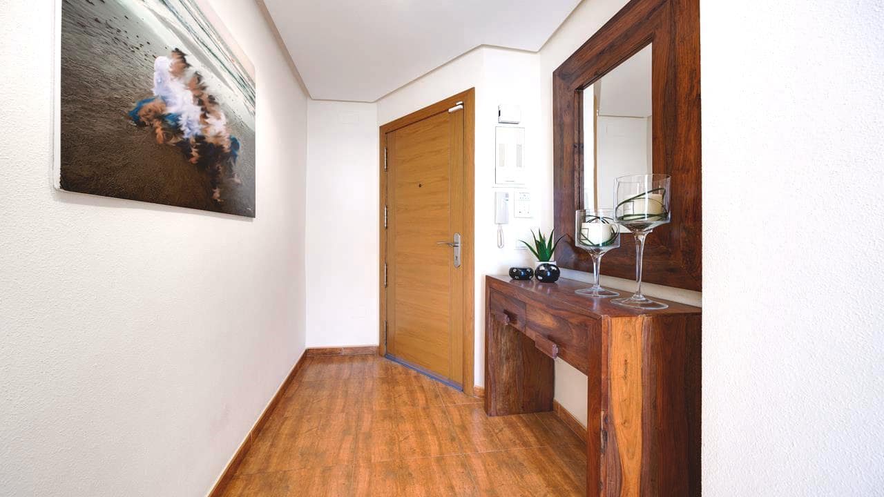 3 soveværelse Lejlighed til salg i Torrevieja med swimmingpool garage - € 379.990 (Ref: 8898034)