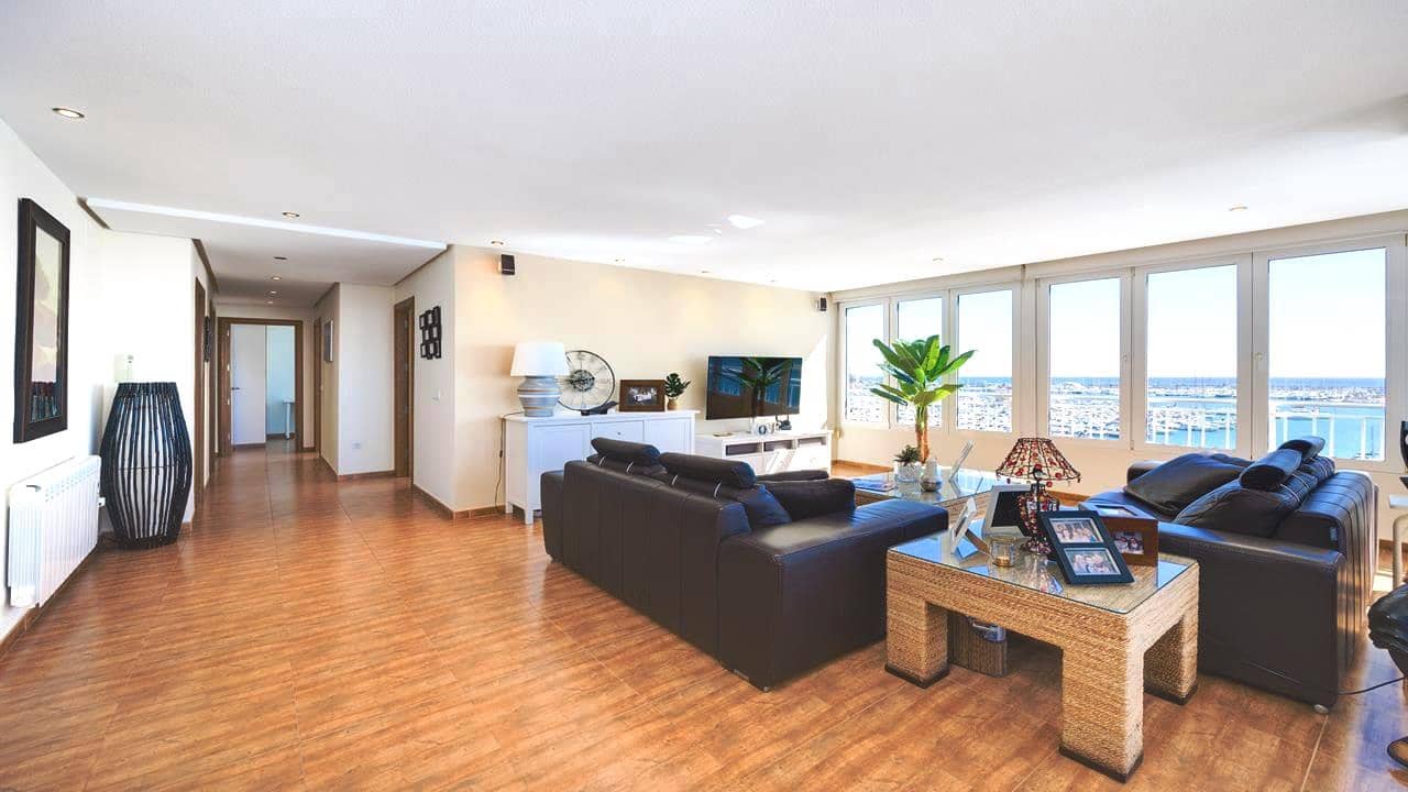 3 soveværelse Lejlighed til salg i Torrevieja med swimmingpool garage - € 379.990 (Ref: 8898034)