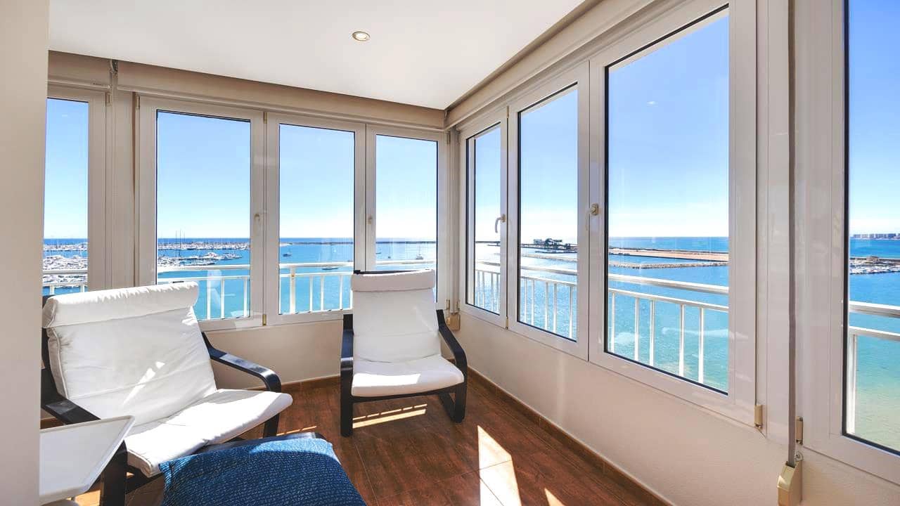 3 soveværelse Lejlighed til salg i Torrevieja med swimmingpool garage - € 379.990 (Ref: 8898034)