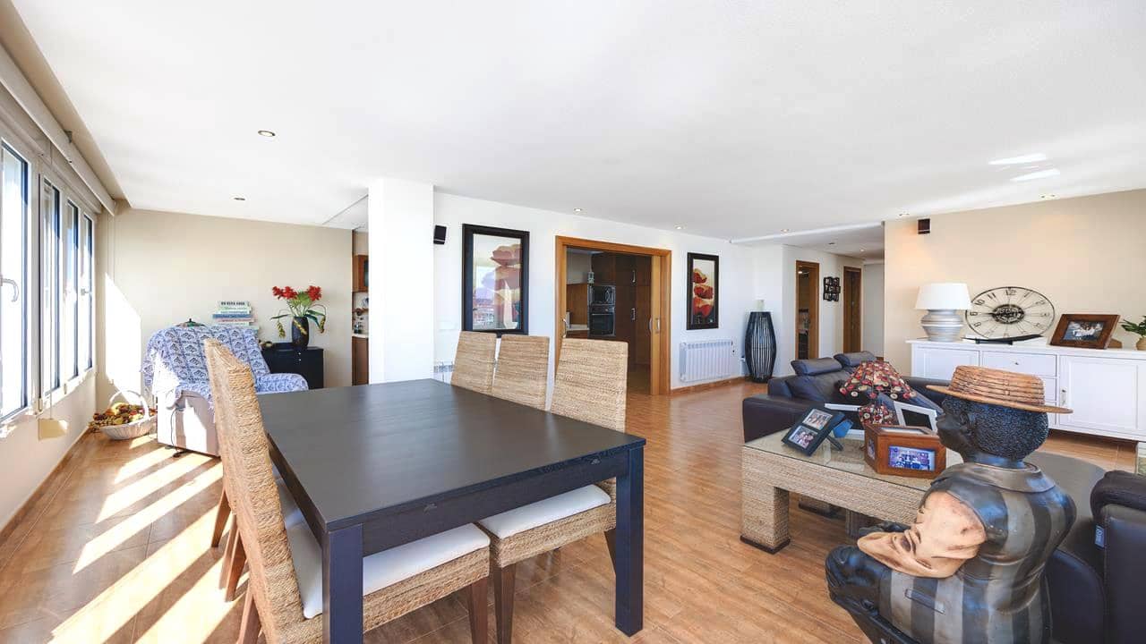 3 soveværelse Lejlighed til salg i Torrevieja med swimmingpool garage - € 379.990 (Ref: 8898034)