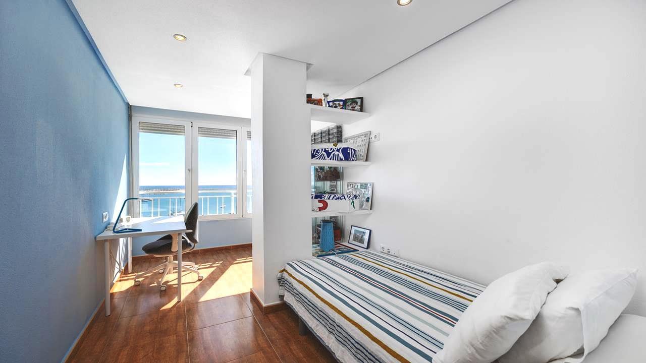 3 soveværelse Lejlighed til salg i Torrevieja med swimmingpool garage - € 379.990 (Ref: 8898034)