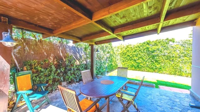 6 soverom Villa til salgs i La Mata, Torrevieja med svømmebasseng garasje - € 999 999 (Ref: 8898138)