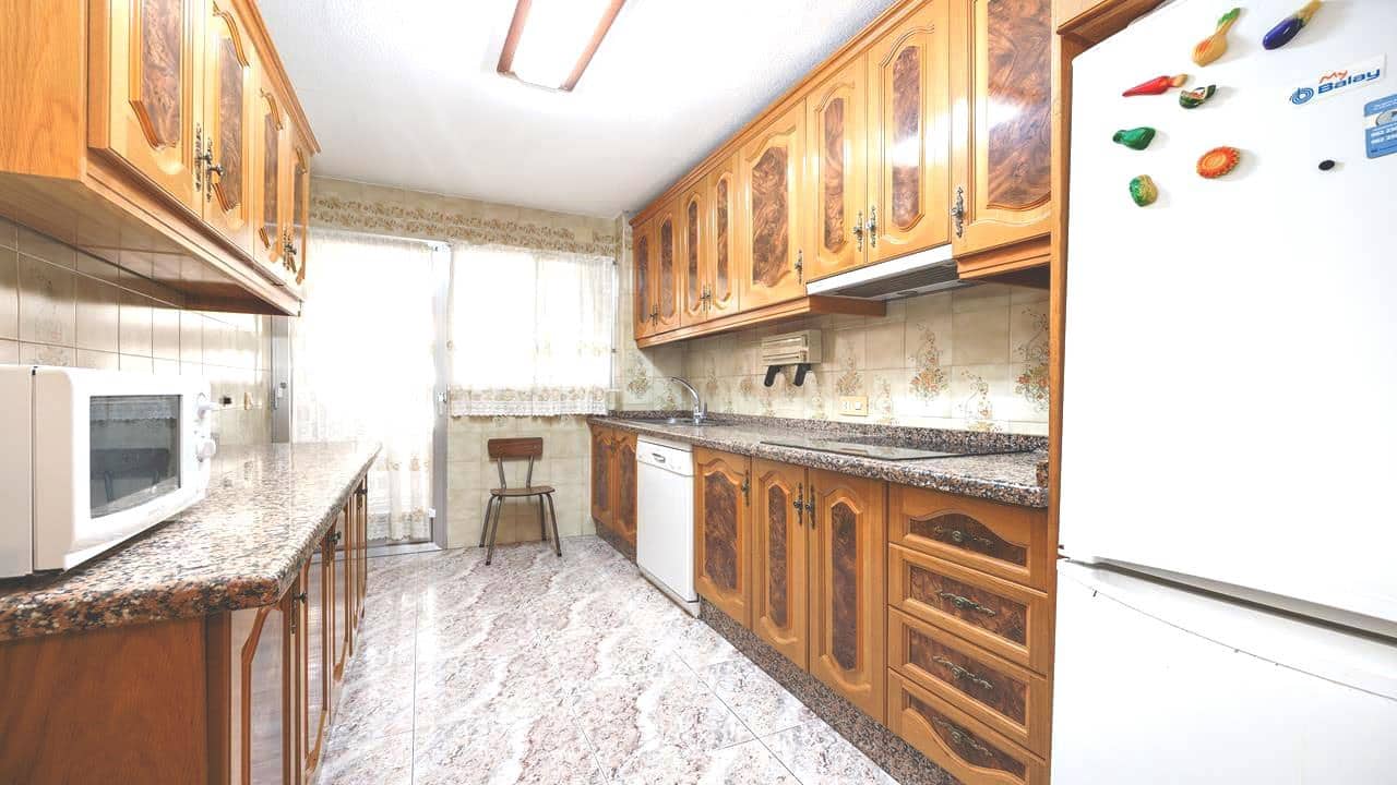 4 soveværelse Lejlighed til salg i Guardamar del Segura med garage - € 191.995 (Ref: 8909746)