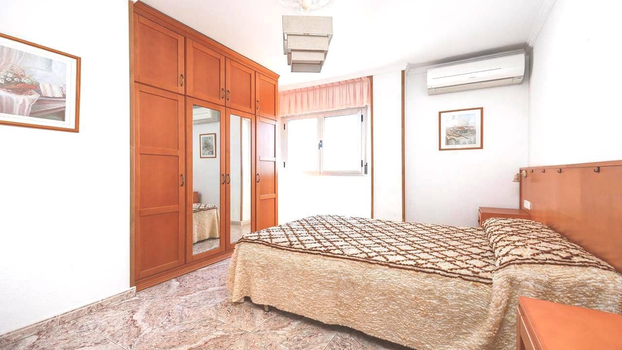 4 soveværelse Lejlighed til salg i Guardamar del Segura med garage - € 191.995 (Ref: 8909746)