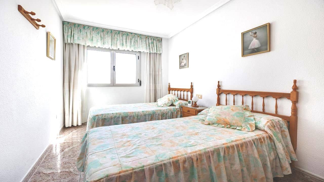 4 soveværelse Lejlighed til salg i Guardamar del Segura med garage - € 191.995 (Ref: 8909746)