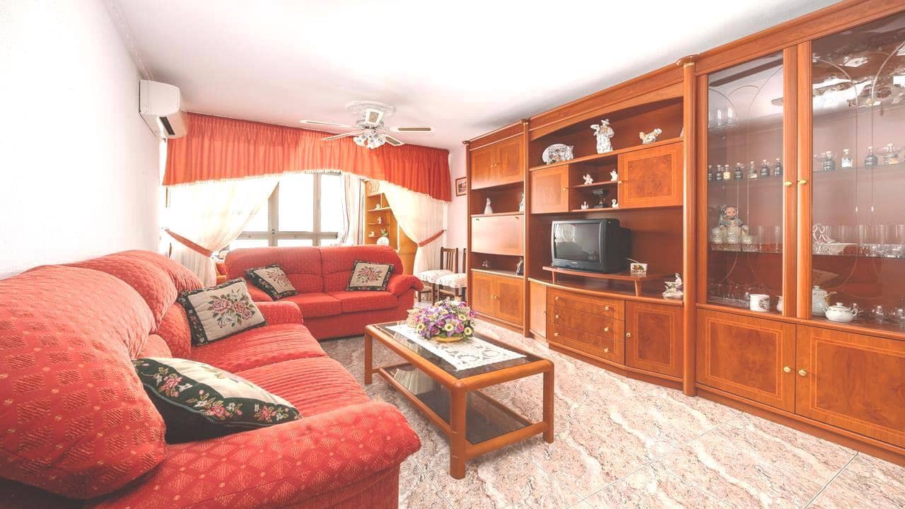 4 soveværelse Lejlighed til salg i Guardamar del Segura med garage - € 191.995 (Ref: 8909746)