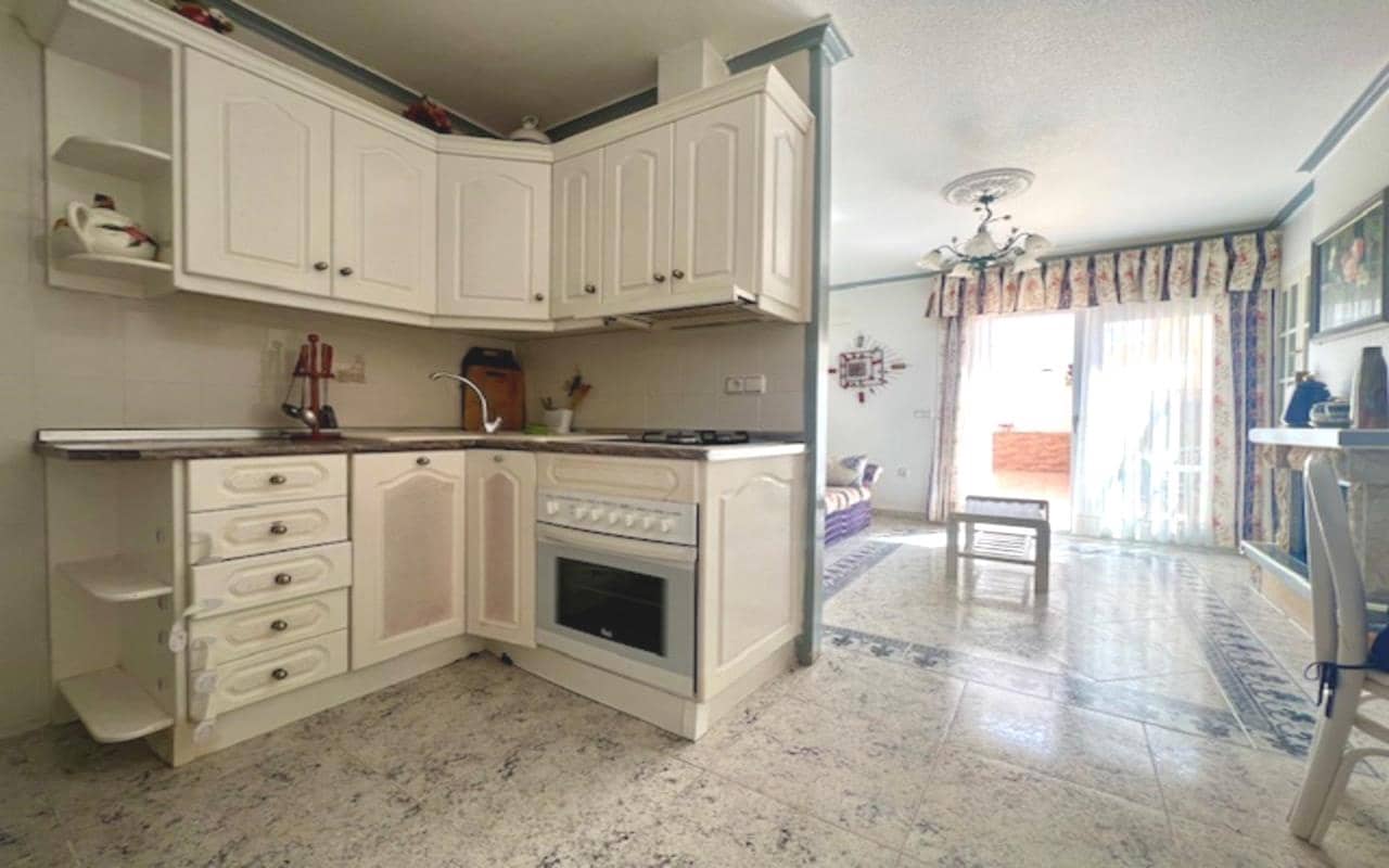 2 soveværelse Byhus til salg i Torrevieja med garage - € 160.000 (Ref: 8933409)