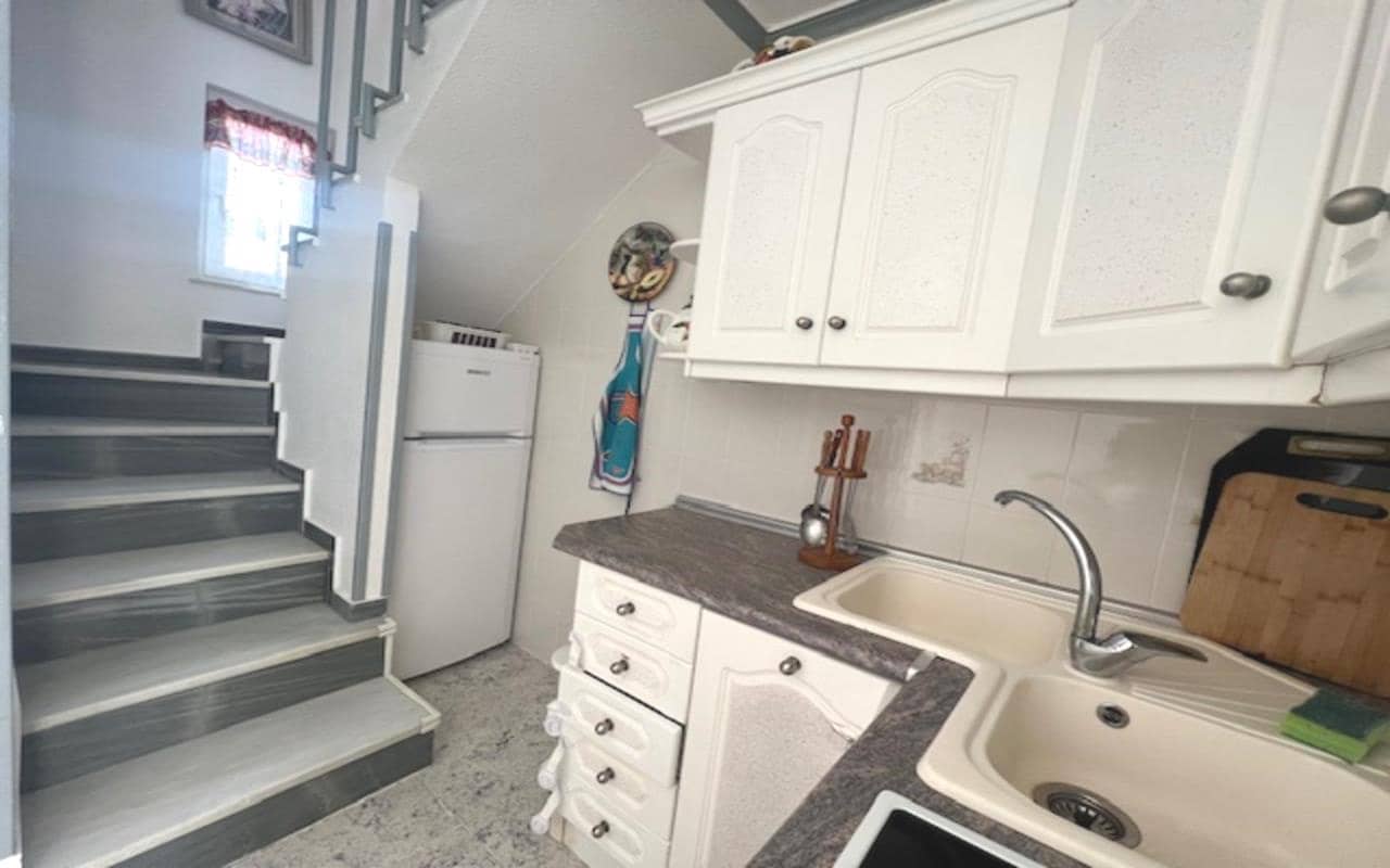 2 soveværelse Byhus til salg i Torrevieja med garage - € 160.000 (Ref: 8933409)