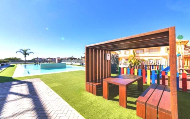 2 makuuhuone Huoneisto myytävänä paikassa Playa Flamenca, Orihuela mukana uima-altaan 
autotalli - 259 000 € (Ref: 8934533)