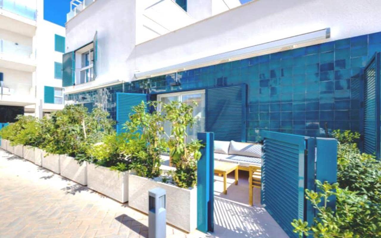 2 makuuhuone Huoneisto myytävänä paikassa Playa Flamenca mukana uima-altaan 
autotalli - 259 000 € (Ref: 8934533)