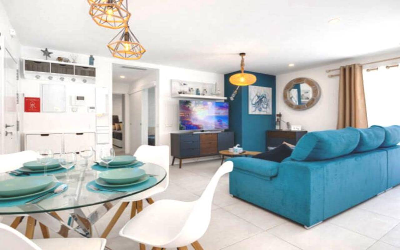 2 makuuhuone Huoneisto myytävänä paikassa Playa Flamenca mukana uima-altaan 
autotalli - 259 000 € (Ref: 8934533)