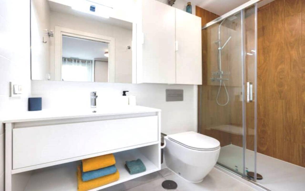 2 makuuhuone Huoneisto myytävänä paikassa Playa Flamenca mukana uima-altaan 
autotalli - 259 000 € (Ref: 8934533)