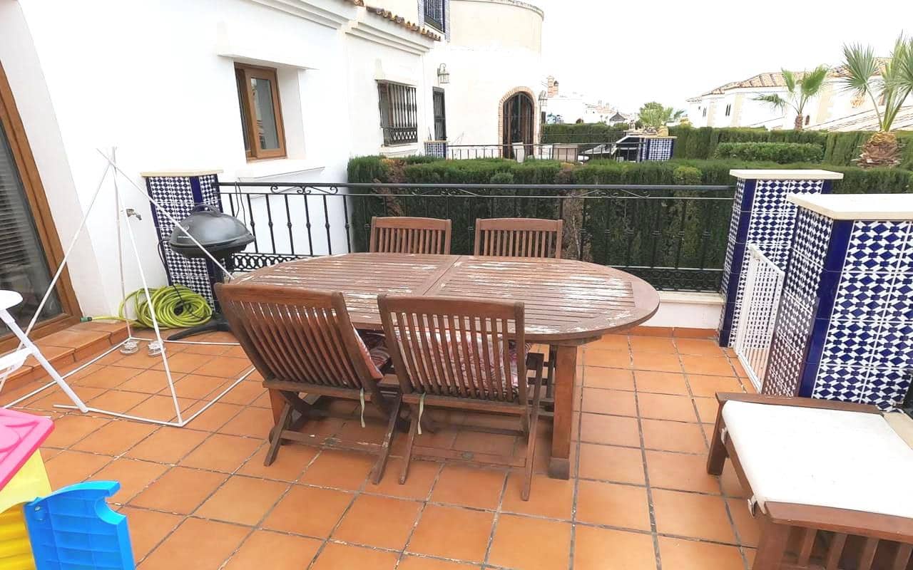 4 makuuhuone Huvila myytävänä paikassa Algorfa mukana uima-altaan 
autotalli - 359 900 € (Ref: 8936330)