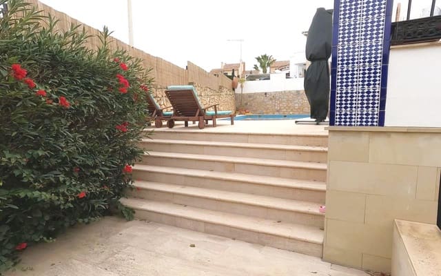 4 quarto Moradia para venda em Algorfa com piscina garagem - 359 900 € (Ref: 8936330)