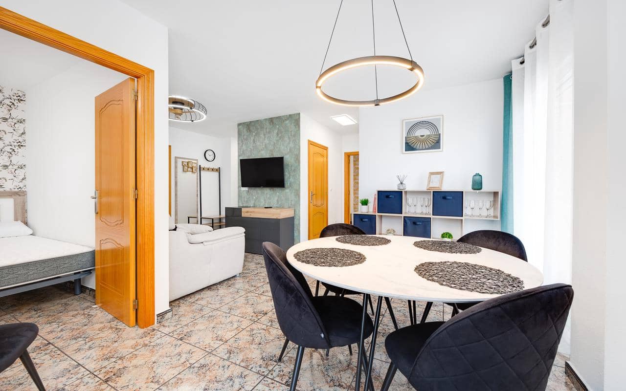 3 bedroom Apartment for sale in Torrevieja with pool garage - € 199,000 (Ref: 8938042)